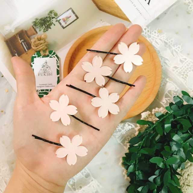 CỘT TÓC, KẸP TÓC, GHIM CÀI ÁO HÌNH HOA ANH ĐÀO ẢNH THẬT