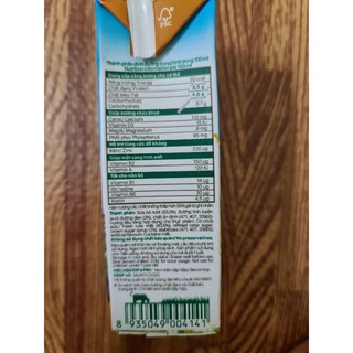 Sữa Tiệt Trùng NutiFood Không Đường 180ML
