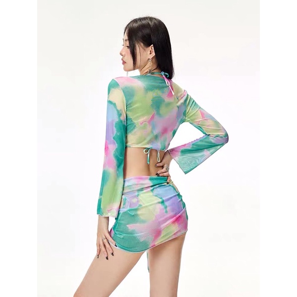 Bikini set 4 món tay dài hoạ tiết loang quyến rũ