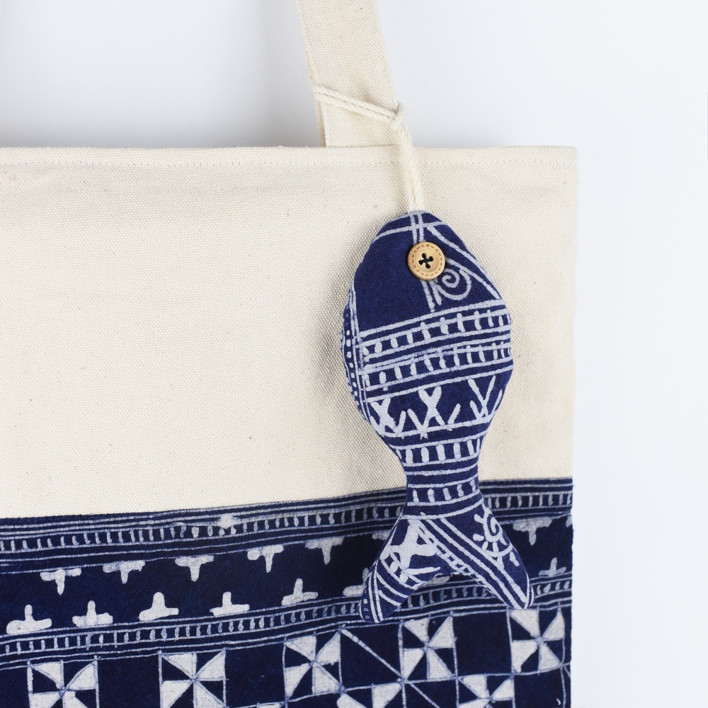Túi tote thổ cẩm cá bông PESCE HEMP - Tomato Handmade