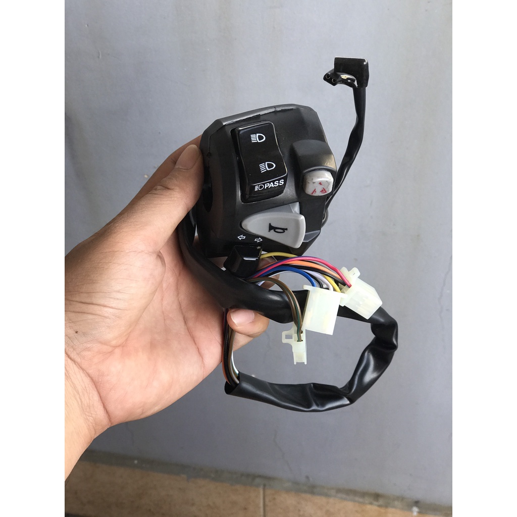 Cùm công tắc trái CB650 CB1100 full chức năng gắn Click Vario Exciter 150 Sirius Raider