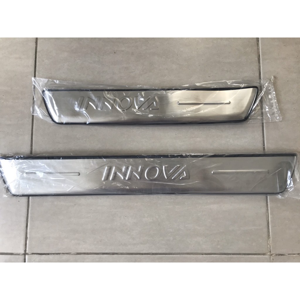 NẸP BƯỚC CHÂN TRONG NGOÀI INOX -INNOVA 2017-2020