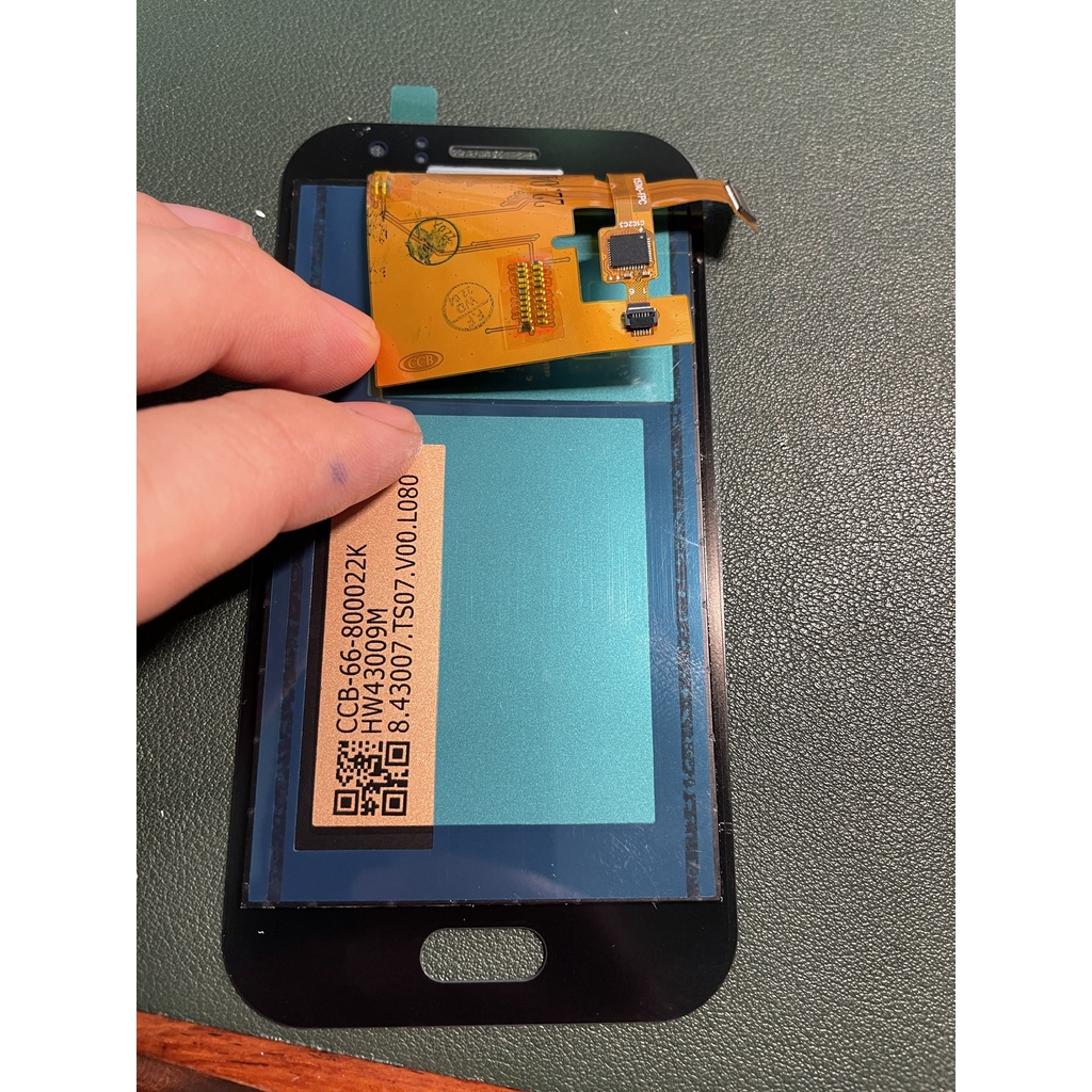 Màn Hình Samsung J110 Tặng Kèm Bộ Sửa 8 Trong 1 Và Keo Dán Màn