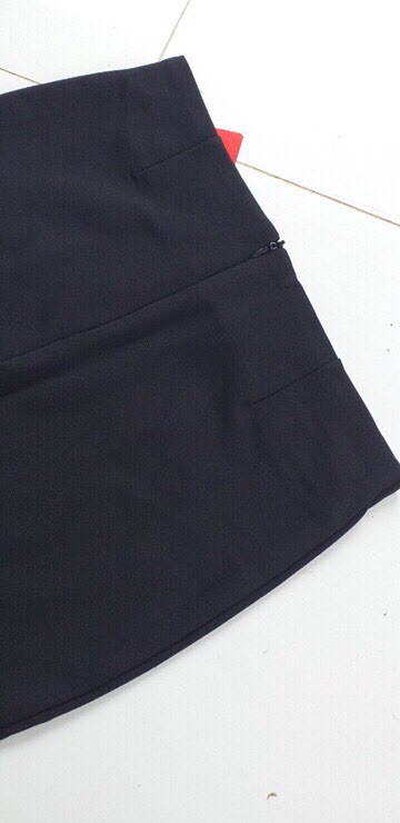 Chân váy bút chì chất umi dáng dài siêu tôn dáng | BigBuy360 - bigbuy360.vn