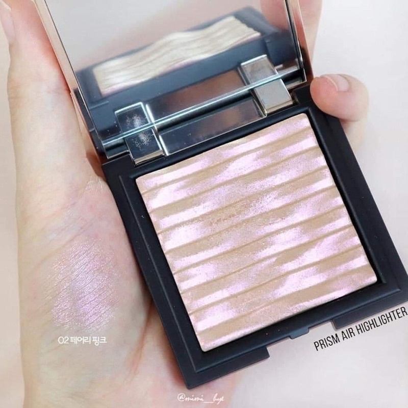 Có sẵn - Phấn bắt sáng Clio Prism Air Highlighter tone 01 Golden Sheer, 02 Fairy Pink