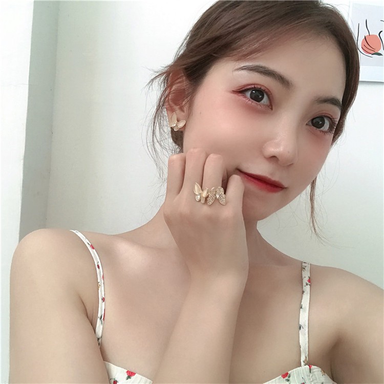 Dây Chuyền Hình Bướm Đính Đá Sang Trọng Cho Nữ