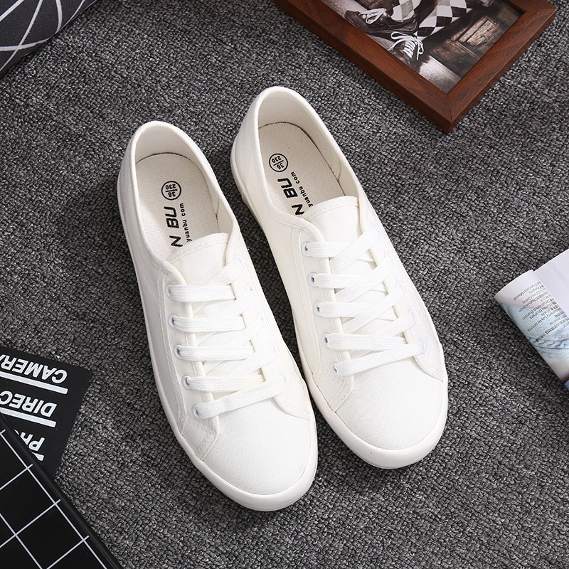 Giày Thể Thao Nữ Cao Cấp Đế Bệt Max Thoải Mái Sneaker Vải Buộc Dây Cá Tính Giá Rẻ Kiểu Hàn Quốc Trẻ Trung Dễ Thương