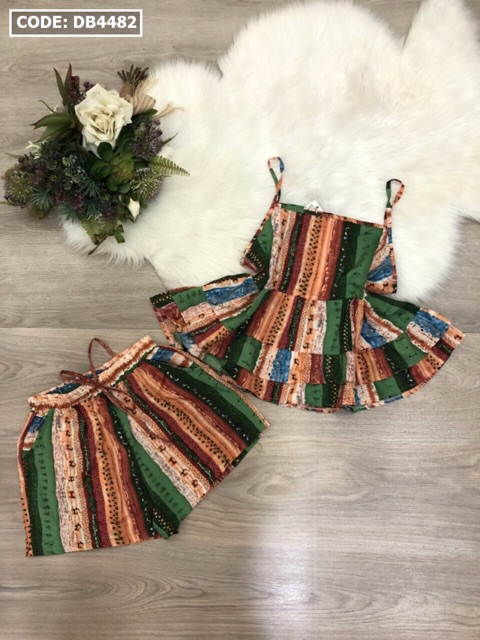 Set đồ đũi nữ quần đùi phối áo 2 dây siêu mát siêu sang siêu đẹp nha mn 😘😘😘 | BigBuy360 - bigbuy360.vn