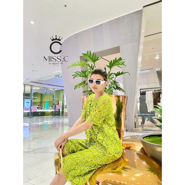 Vải ren khoang 1,5x1,5m màu cốm