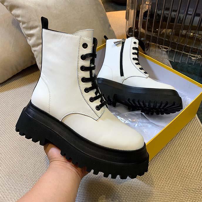 Giày Boot Đế Dày Tăng Chiều Cao Lót Nhung Thời Trang Thu Đông 2022 Mới Phong Cách Anh Quốc Cho Nữ