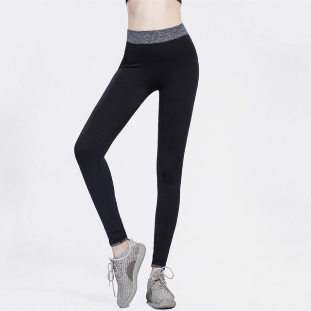 Quần tập nâng mông