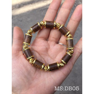 Vòng tay gỗ trầm tốc