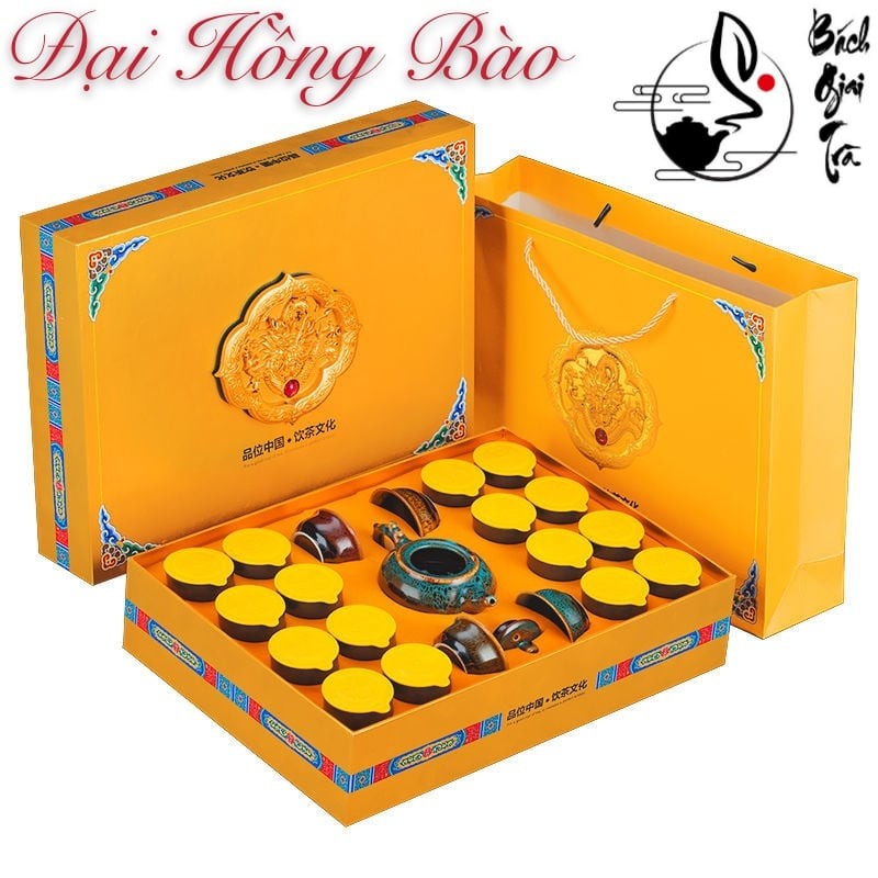 Hộp trà biếu Hồng Trà Vũ Di Sơn cao cấp tặng Trà cụ