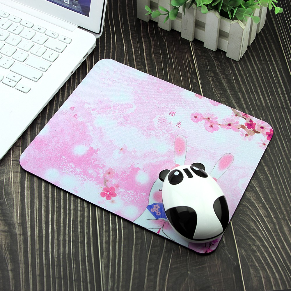 Tấm Lót Chuột Và Bàn Phím Máy Tính Không Dây Họa Tiết Hoạt Hình Dễ Thương