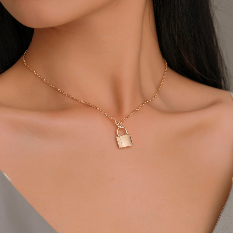 Vòng Cổ Choker Mặt Ổ Khóa Kim Loại Phong Cách Bohemian Thời Trang Cho Nữ