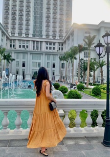 Đầm maxi vàng 2s cột vai