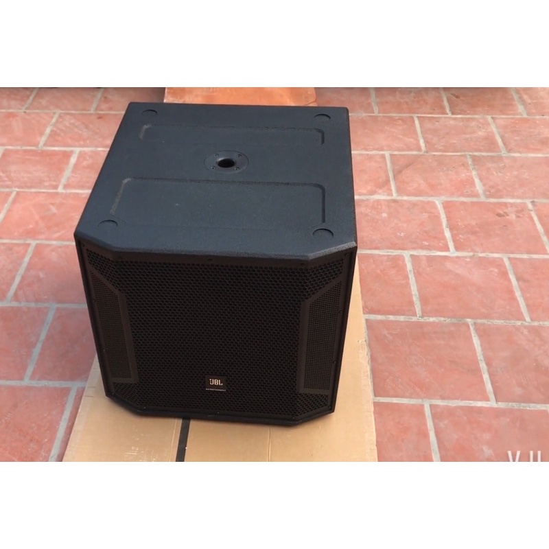 Sub hơi JBL 818s