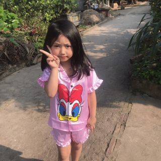 Sét bộ Mickey  mặc nhà cho bé chất phi lụa