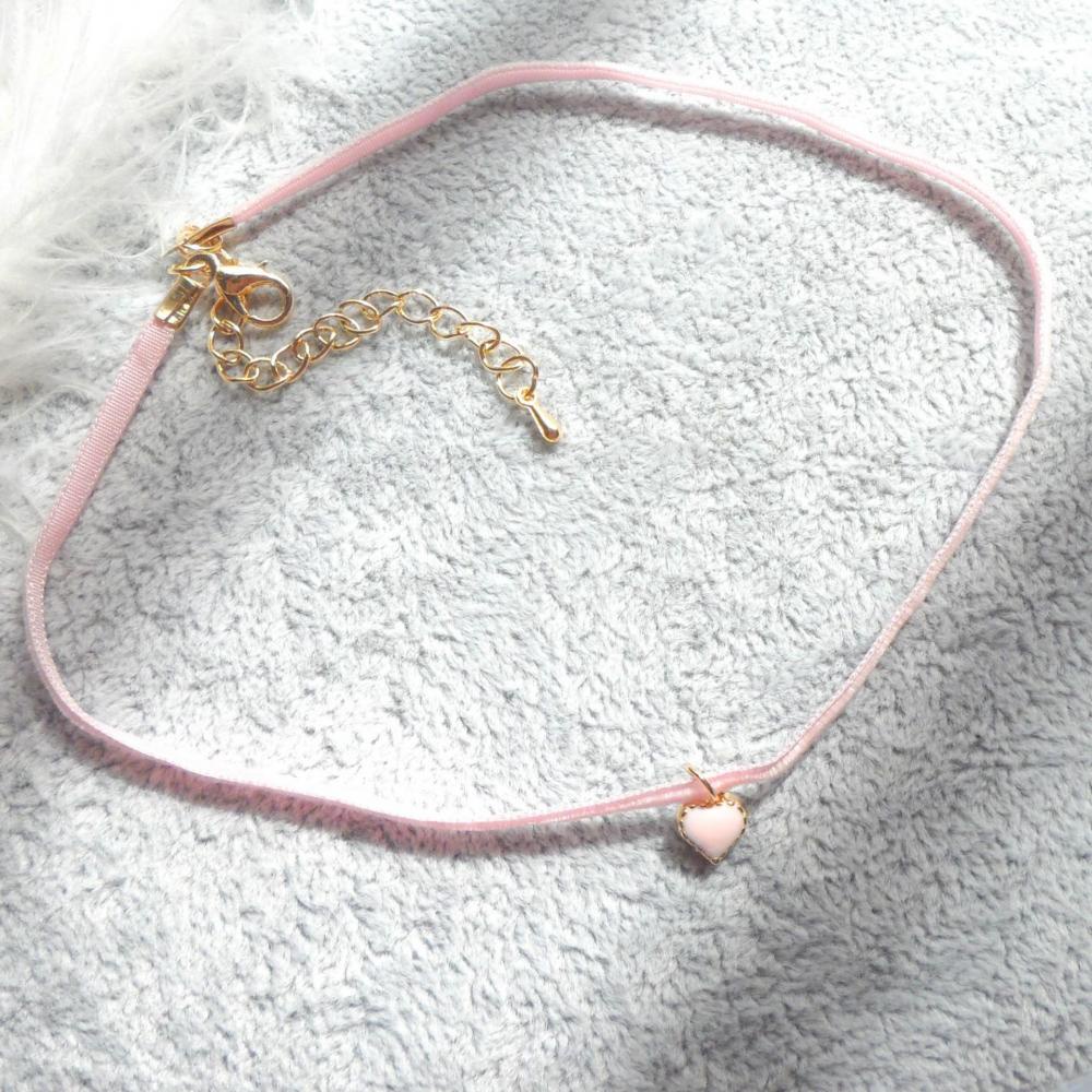 Choker Ren Hồng Hình Trái Tim