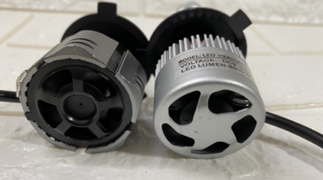 Đèn led xe máy chân H4 siêu sáng 40watt