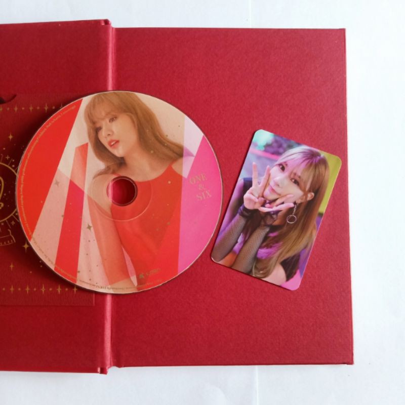 Áp Phích In Hình Nhóm Nhạc Apink - One & Six Album 'read The Description Of First' Hayoung