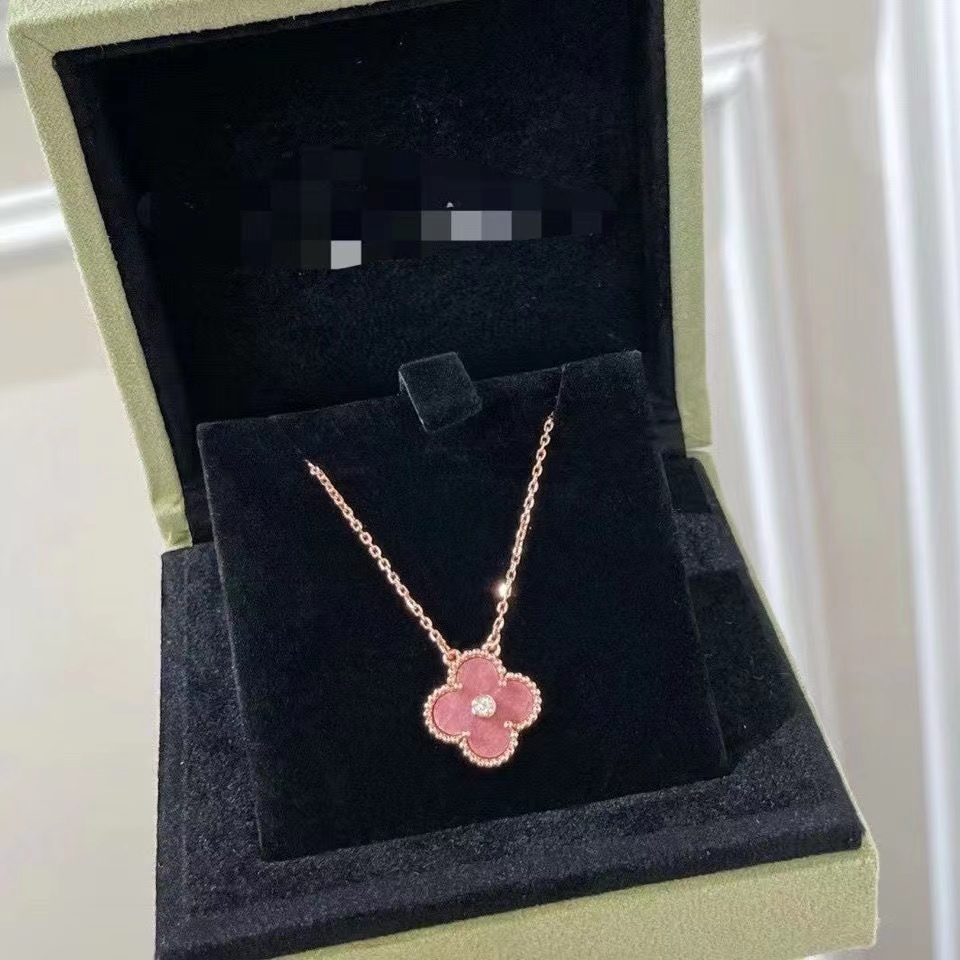 Dây Chuyền Mặt Cỏ Bốn Lá Đính Đá Hồng 18k Phiên Bản Giới Hạn Phong Cách Mới Năm 2021