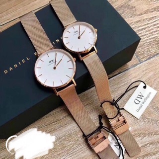 Đồng hồ Dw nữ Petite size 28mm Authentic- Tặng cuff size s ( số lượng có hạn)