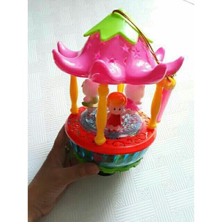 Đèn lồng kéo quân mái chùa