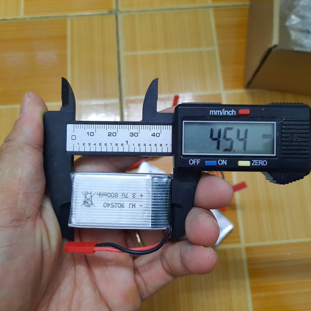 Pin sạc 3.7v 800mah cổng nối JST dùng cho xe mô hình điều khiển từ xa