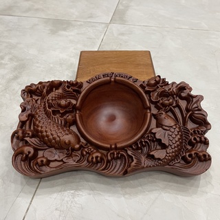 MỚI - Gạt Tàn Thuốc Bằng Gỗ Hương Trạm Song Ngư Có Chữ Vạn-Sự-Như-Ý