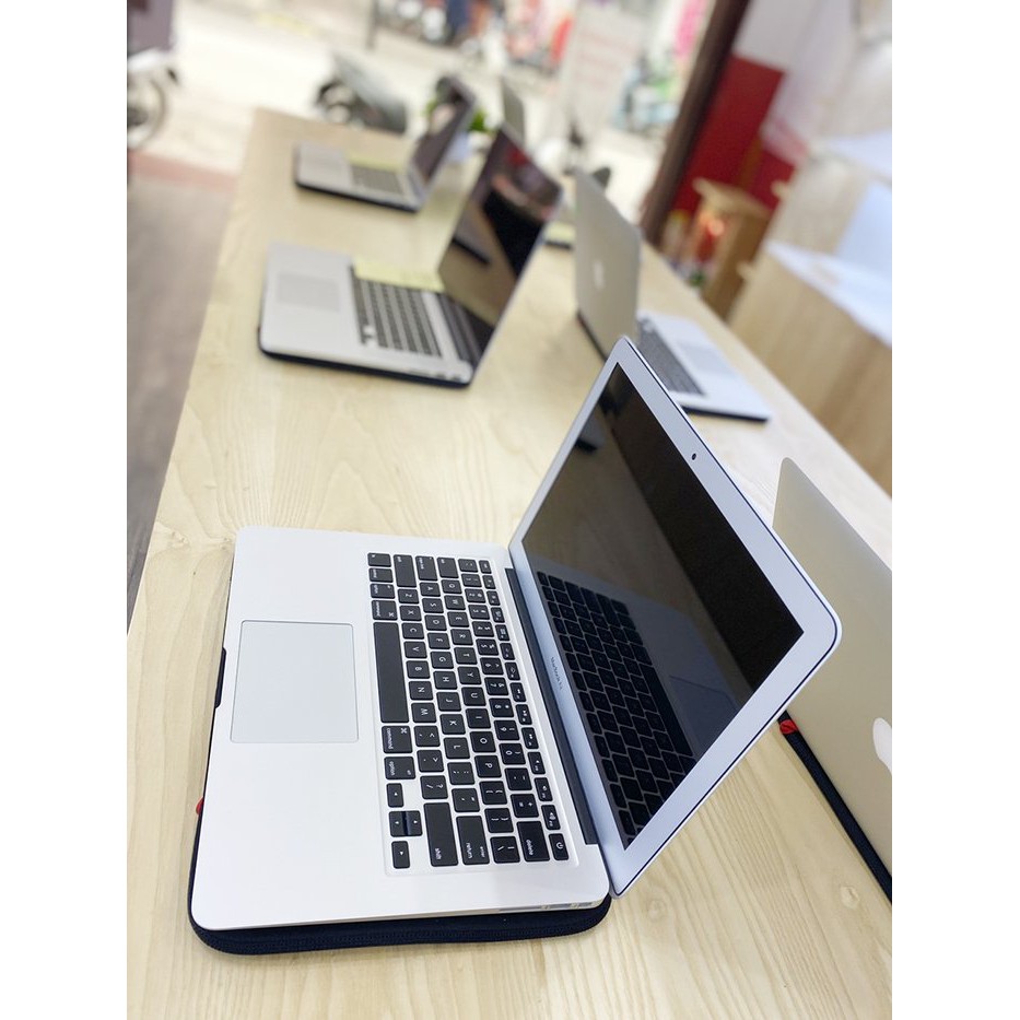 Macbook Air 13inch 2016- MMGF2 I5 8GB 128GB SSD