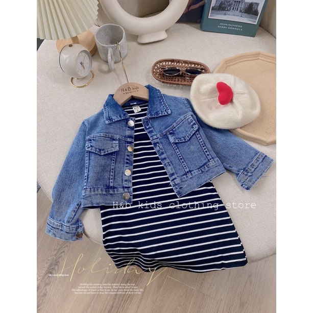 Áo bò kèm váy kẻ hb bé gái