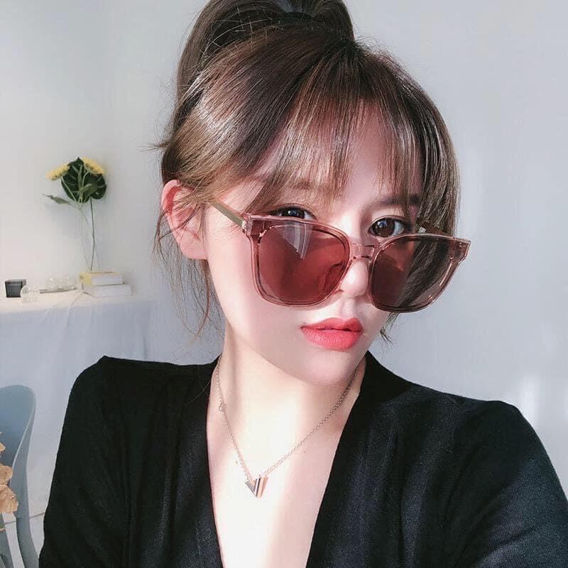 Kính Mát V Chân Vàng Nam Nữ Đơn Giản