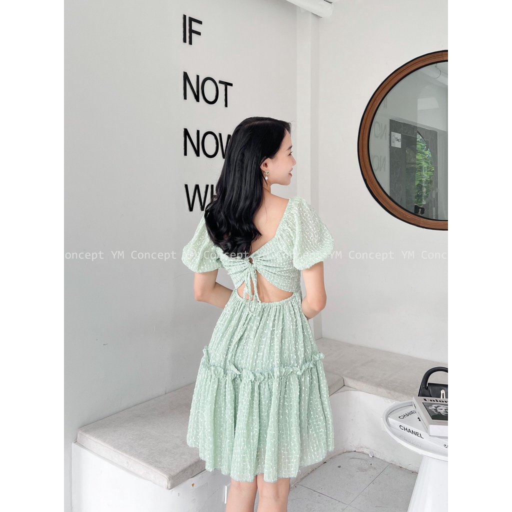 Đầm Cổ Vuông Xoè Hở Lưng - D0534