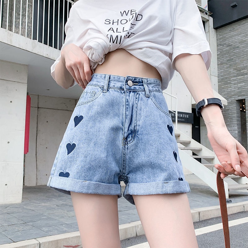 Quần short denim nữ mùa hè 2021 thời trang mới cạp cao mỏng rời phong cách cổ điển Hồng Kông lưới a-line màu đỏ đô