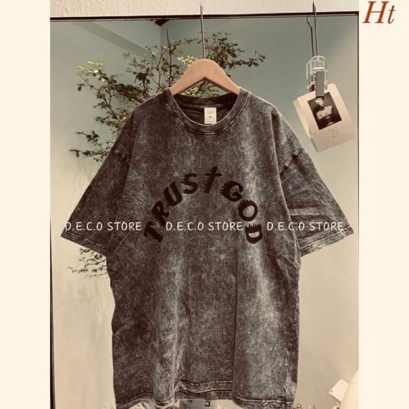 Áo loang chữ Trust H2A657