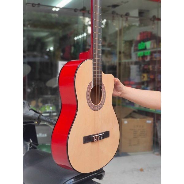 Đàn guitar classic dây nilon cho người mới tập chơi giá rẻ