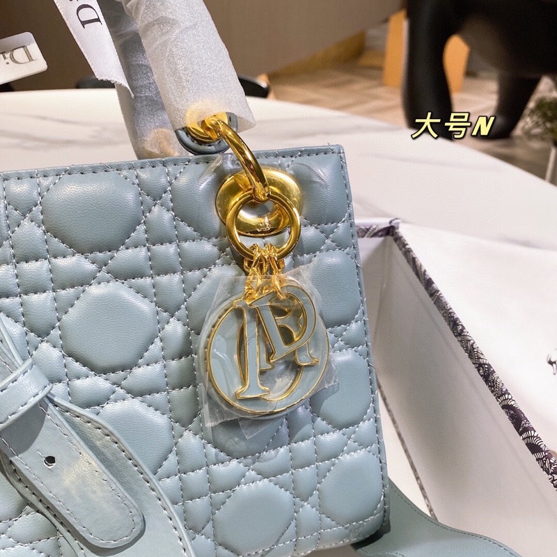 Túi xách diỏr lady sz 20 chất da thật hàng order trung