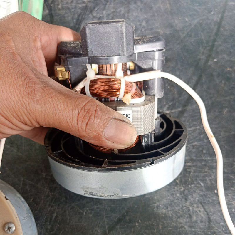 Mô tơ máy hút bụi