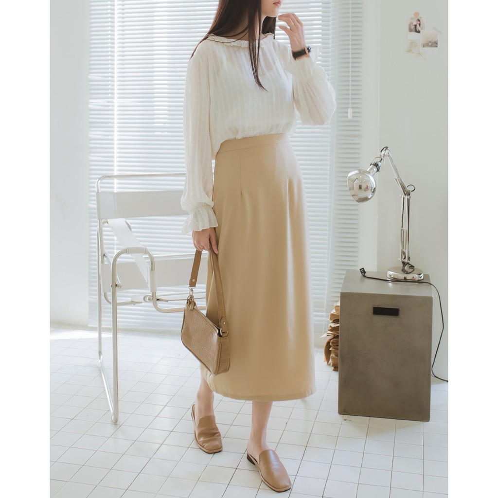 [26Studio] Áo kiểu tay dài cổ tròn Keva Top