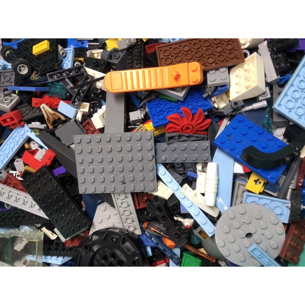 Gạch lê gô loại thường, hàng chưa vệ sinh