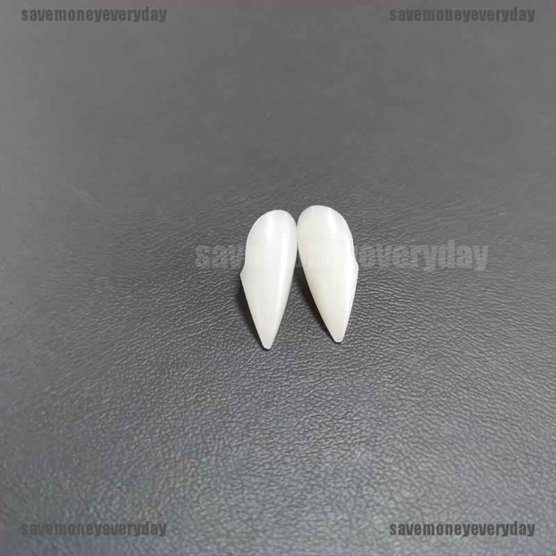 Răng nanh giả hóa trang ma cà rồng cho Halloween