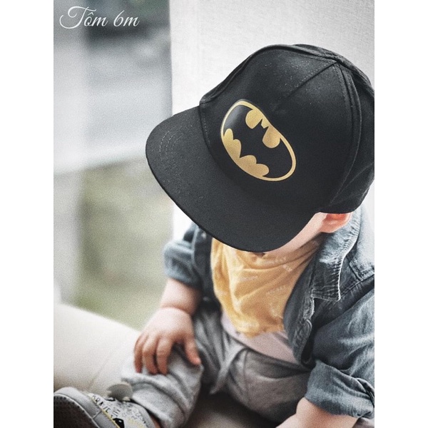 Mũ lưỡi trai Batman