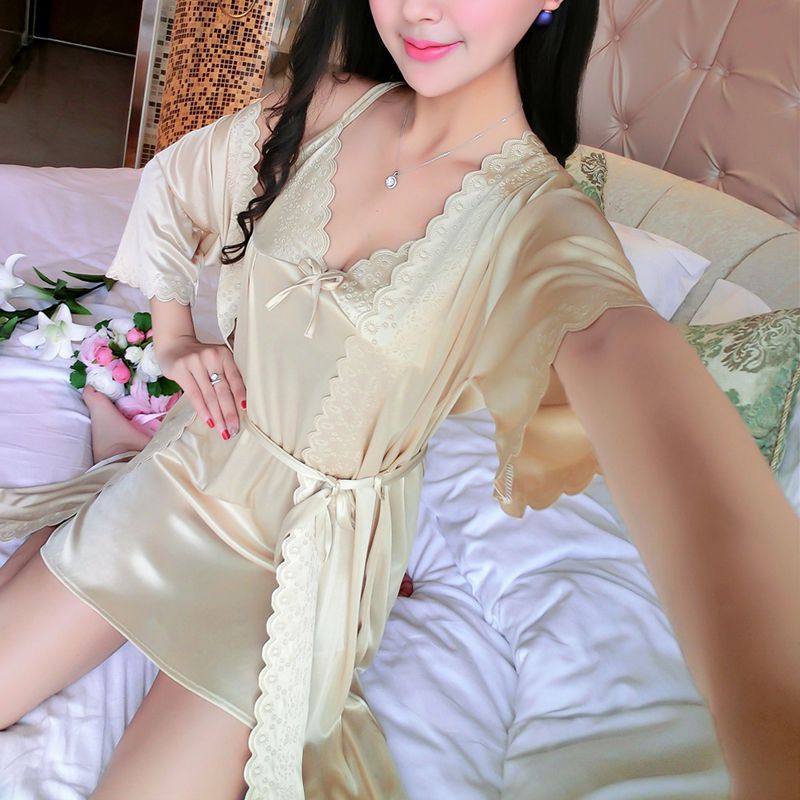 Set đầm ngủ kèm áo choàng gợi cảm cho nữ