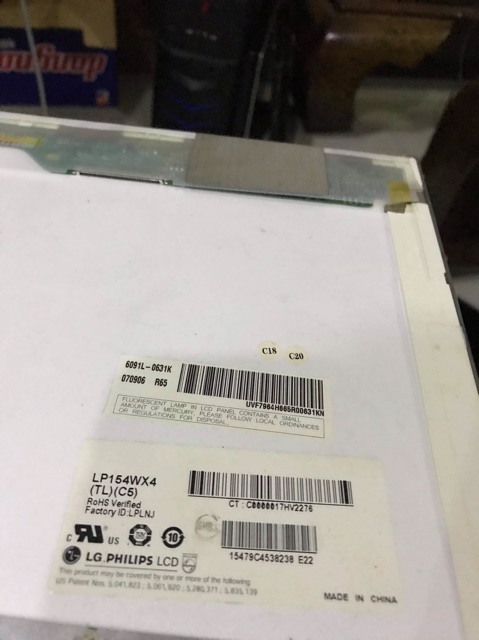 Thay màn hình laptop dell 15.4 inch LCD Gương