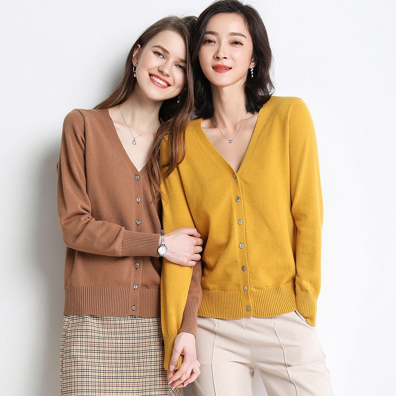 Áo khoác len cardigan xẻ cổ chữ V màu trơn phong cách thời trang 2019 | BigBuy360 - bigbuy360.vn
