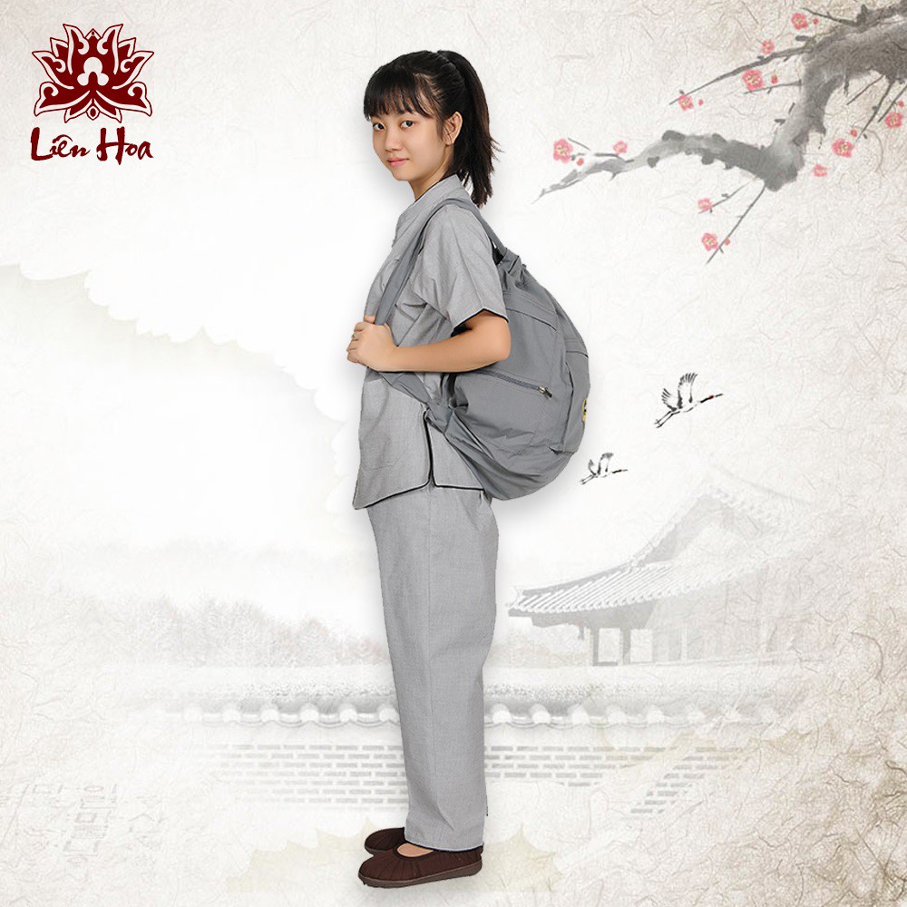 Túi ba lô đi chùa