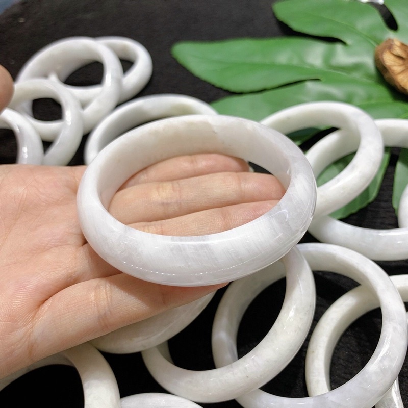 Vòng Kiềng Đá Mặt Trăng Size 50-58mm