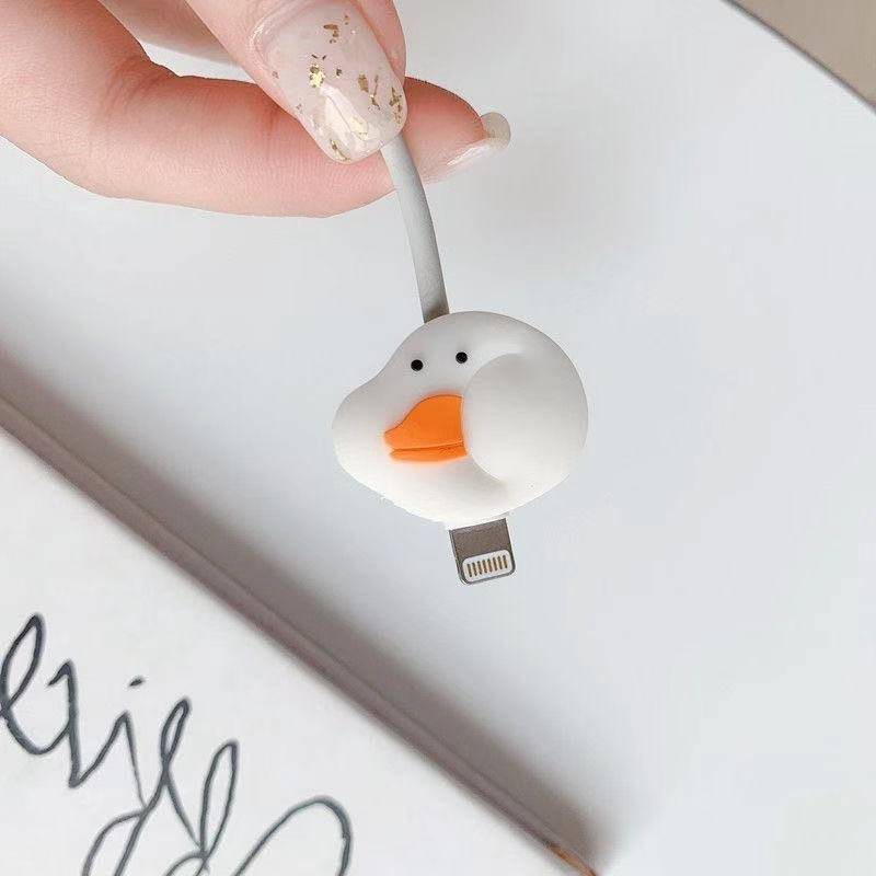 Phụ Kiện Bảo Vệ Dây Cáp Sạc USB Bằng Nhựa Hình Cá Dễ Thương Cho iPhone/iPad
