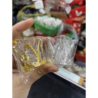 2 cái vương miện mini đính đá trang trí bánh